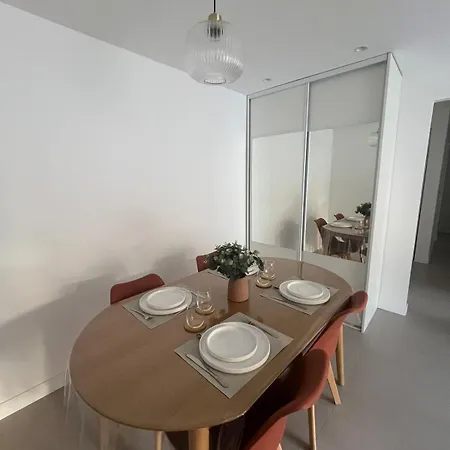 Magnifique 3 Pieces Climatise Apartment *